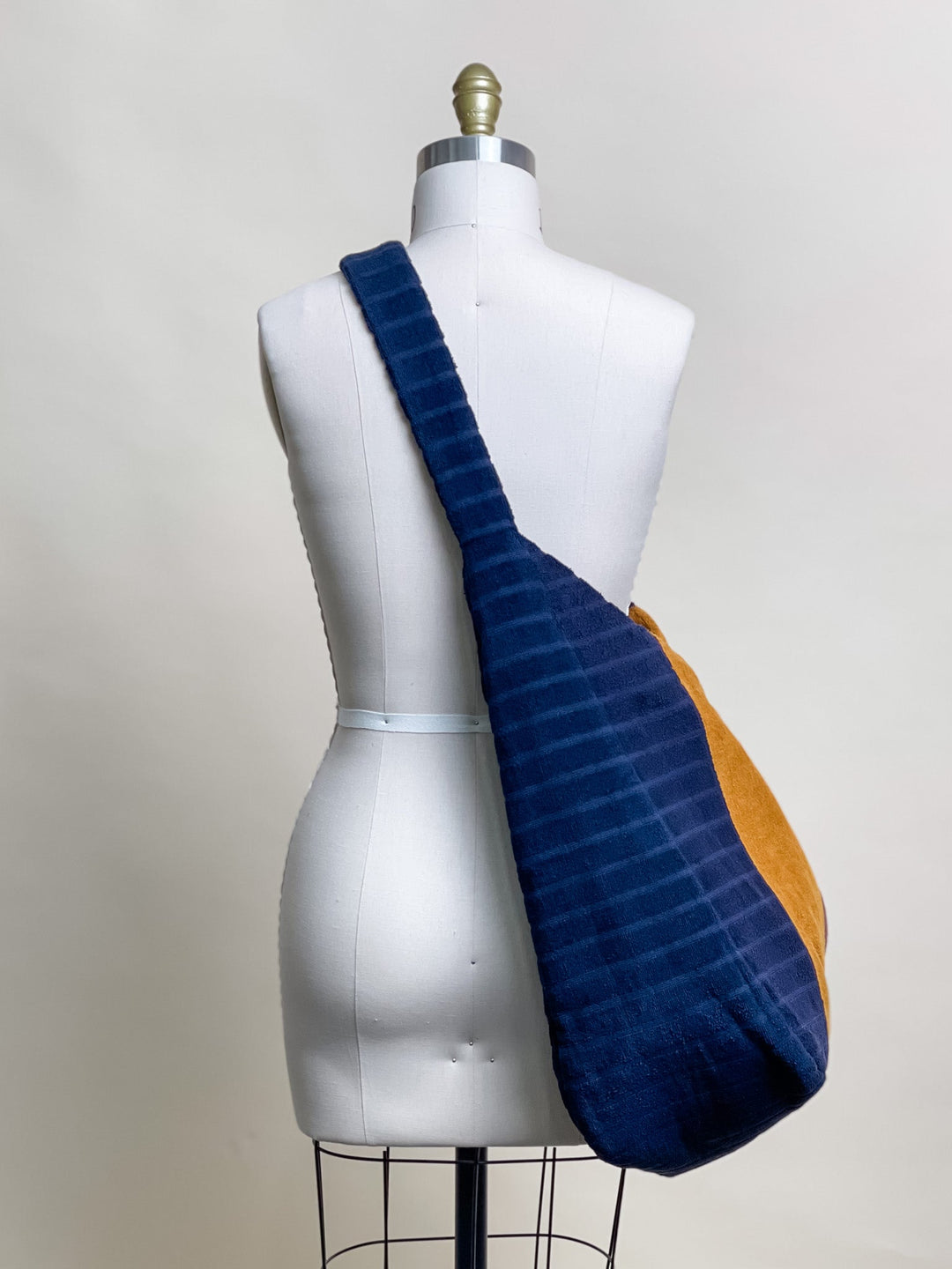 HORSESHOE BAG #5 (DESIGNER), by Re/lax Remade, is featured in the WeWearAustralian New York 2025 showcase.