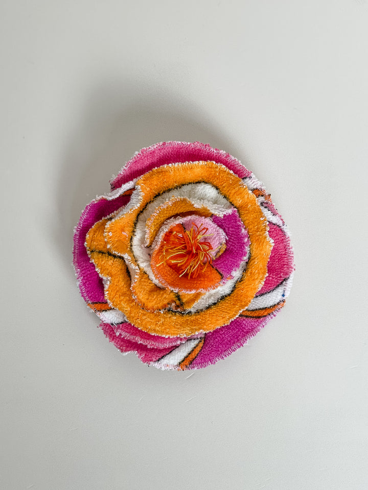 Part of the Sequel collection this Re/lax Rosette #13 by Sophia is meticulously handmade by Re/lax Remade artisans.