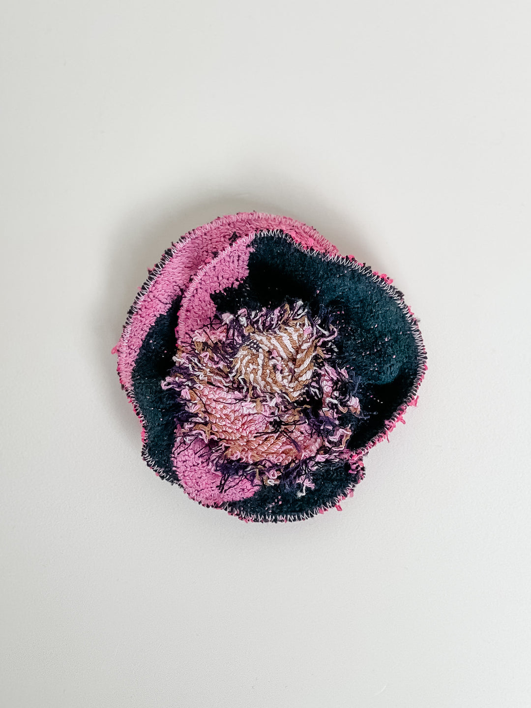 Part of the Sequel collection this Re/lax Rosette #18 by Jehna is meticulously handmade by Re/lax Remade artisans.