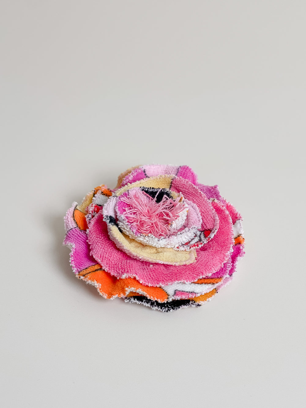 Part of the Sequel collection this Re/lax Rosette #15 by Sophia is meticulously handmade by Re/lax Remade artisans.